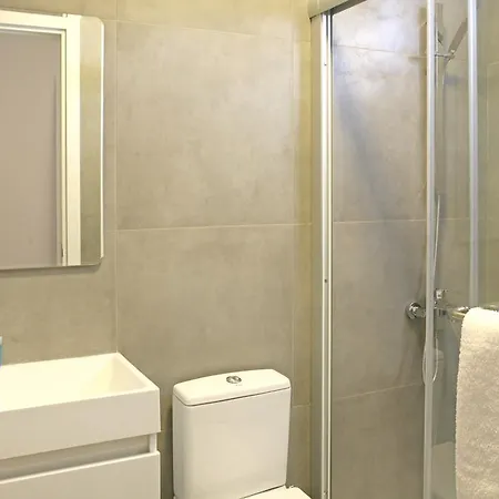 Apartment Corina & Limassol