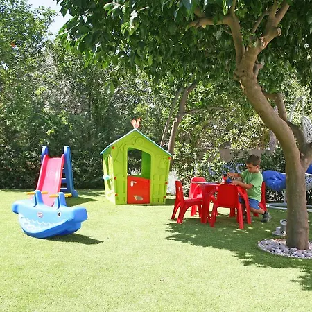 Apartamento Corina & Limassol