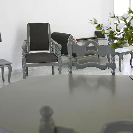 Corina & Λεμεσός