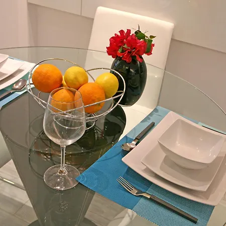 Corina & Apartamento