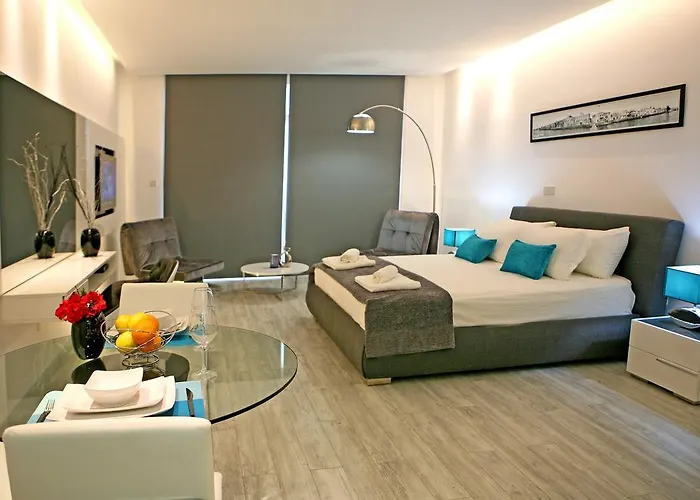 Corina & Apartamento Limassol